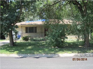 314 W Ellis St, Potwin, KS 67123