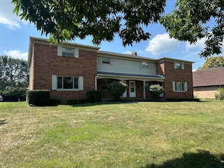 4871 Dierker Rd, Columbus, OH 43220