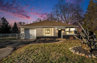 3935 Fenwick St NW, Grand Rapids, MI 49534