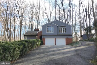 3803 Hillcrest Ln, Annandale, VA 22003