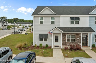 63 Outrigger Dr, Swansboro, NC 28584