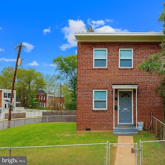 3611 Edison St, Alexandria, VA 22305
