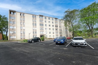 9725 S Karlov Ave Unit 503, Oak Lawn, IL 60453