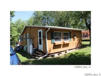 1164 State St, Clayton, NY 13624