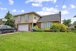 654 Derby Ave, Woodmere, NY 11598
