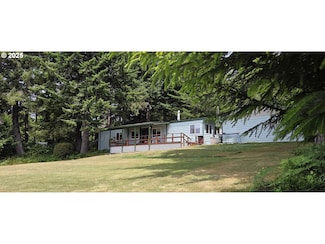 95916 Cape Dr, Brookings, OR 97415