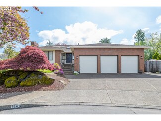 1861 Churchill Terrace, West Linn, OR 97068