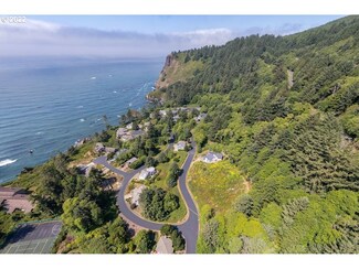 7 Sea Crest Dr Unit A7, Otter Rock, OR 97369