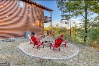 663 Lakeland Dr, Ellijay, GA 30540