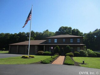 5208 Dodier Dr, Weedsport, NY 13166