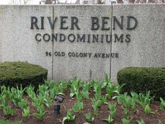 96 Old Colony Ave Unit 329, East Taunton, MA 02718