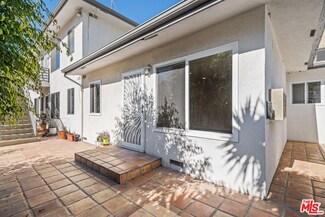 1918 11th St Unit A, Santa Monica, CA 90404