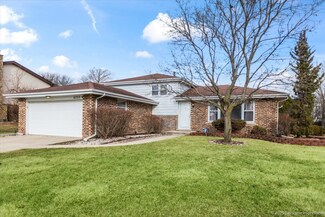 6320 Fox Run Ln, Matteson, IL 60443