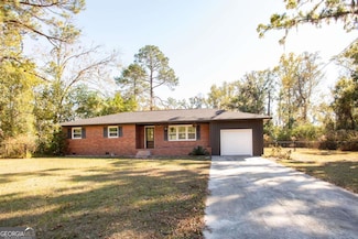 2885 Longwood Rd, Waycross, GA 31503