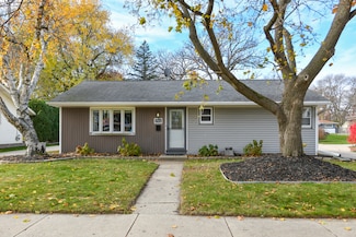 2957 S 103rd St, Milwaukee, WI 53227