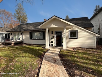 324 S 16th St, Coeur D Alene, ID 83814