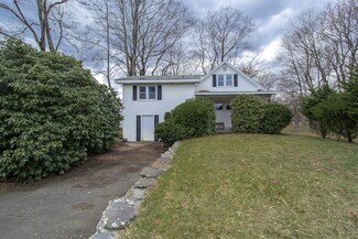 382 N Main St, South Hadley, MA 01075