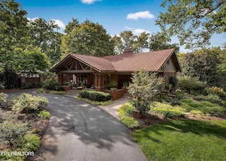 3835 Kingston Pike, Knoxville, TN 37919