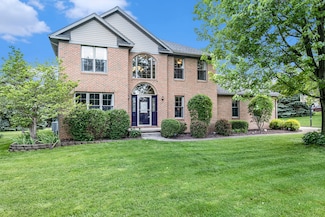 9019 Yorkshire Dr, Saline, MI 48176