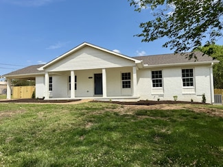72 Morningside Dr, Lexington, TN 38351