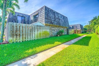 1694 Forest Lakes Cir Unit A, West Palm Beach, FL 33406