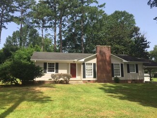 106 E Church St, Crystal Springs, MS 39059