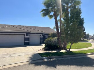 1120 Cupertino Ct, Tulare, CA 93274