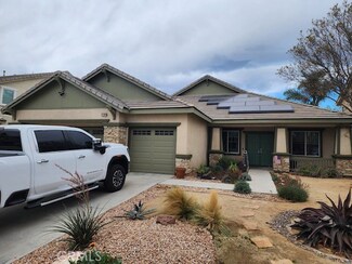 12808 Thornbury Ln, Corona, CA 92880