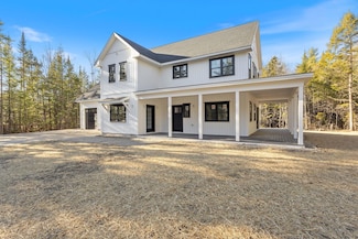 36 Blackthorne Ln, Gray, ME 04039