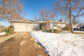 2103 Wesley St, Salina, KS 67401