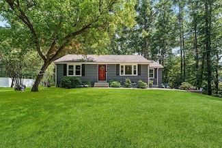 10 Mason Rd, Jefferson, MA 01522
