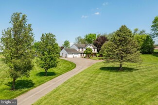 2363 Stumptown Rd, Lancaster, PA 17602