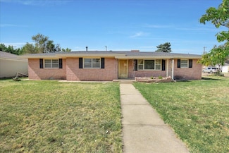 709 Franklin Ave, Panhandle, TX 79068