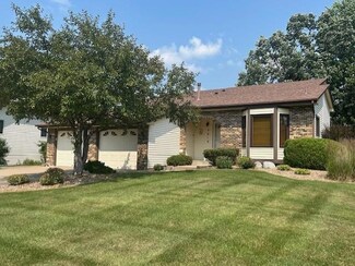 5616 Pascal St, Saint Paul, MN 55126