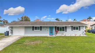 1137 SE Petunia Ave, Port Saint Lucie, FL 34952