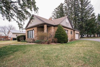 114 N Main St, Greenwood, WI 54437