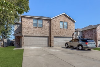 602 E College St, Princeton, TX 75407
