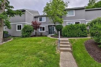 120 Twin Lakes Dr, Fairfield, OH 45014