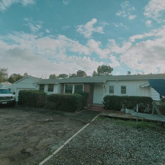 2315 Sunset Dr, Escondido, CA 92025
