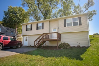 226 Forest Ave, Radford, VA 24141