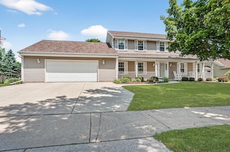 N104W6262 Susan Ln, Cedarburg, WI 53012