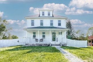 615 Franklin St, Whitman, MA 02382