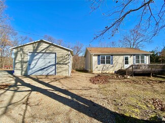 7123 Lakeview Dr, French Village, MO 63036