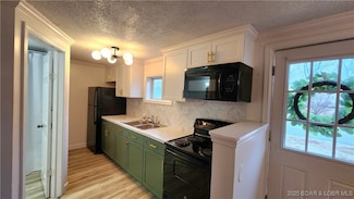 403 N Fisher St, Versailles, MO 65084