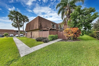 11913 SW 11th Ct, Davie, FL 33325