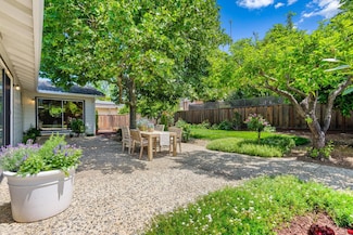 6694 Mount Forest Dr, San Jose, CA 95120