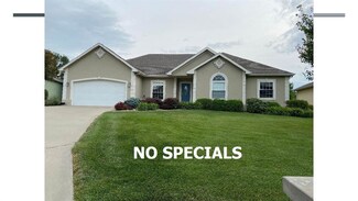 1112 Crossgate Terrace, Manhattan, KS 66503