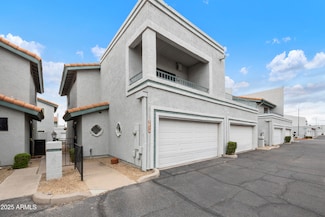 8614 N 67th Dr Unit 2, Peoria, AZ 85345