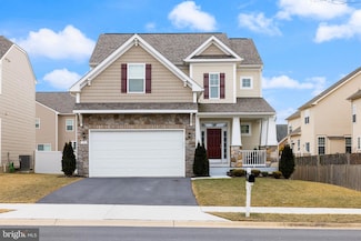 113 Darden Ct W, Martinsburg, WV 25403
