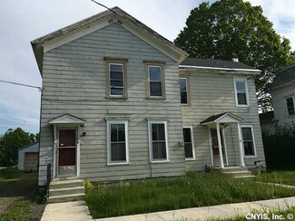 8 Warren St, Marathon, NY 13803